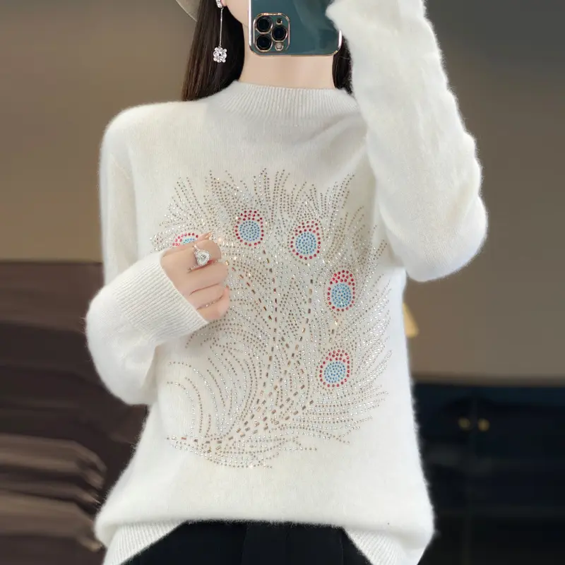 加厚！秋冬新款雀尾羽毛烫钻半高领针织衫时尚显气质黑白驼  通