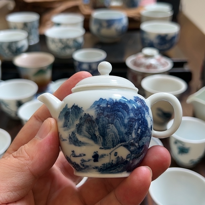 景德镇陶瓷艺术手绘