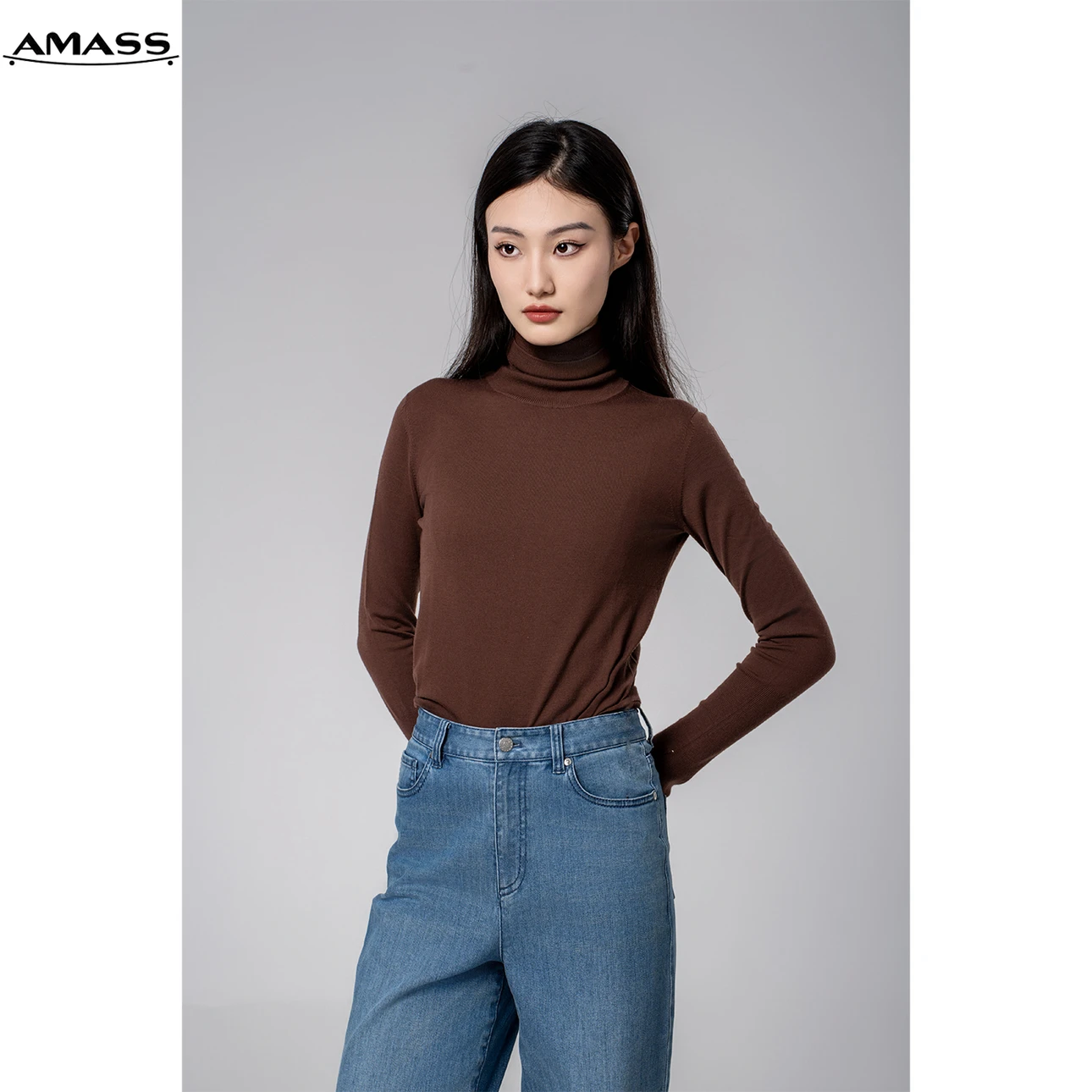 【阿玛施AMASS】5399471经典款素面高领开叉打底衫