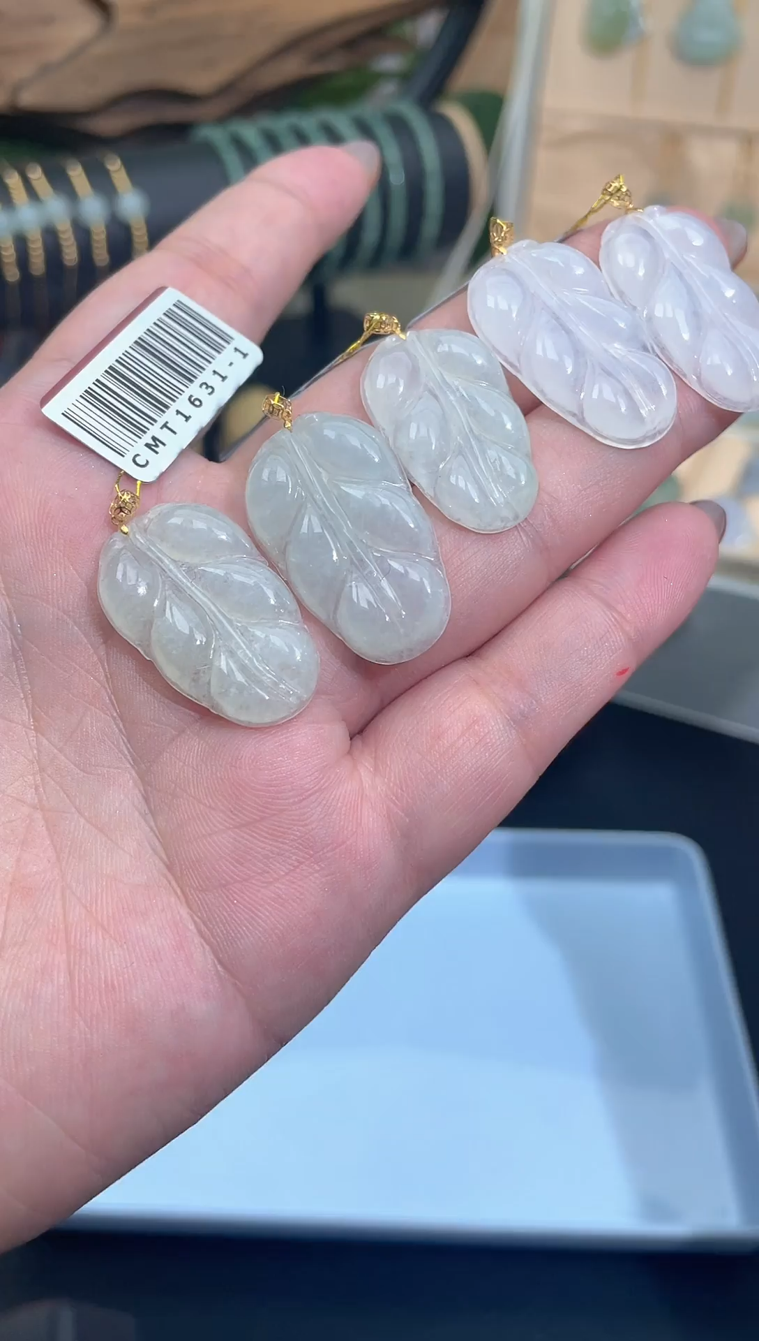 【闪购商品】翡翠颈饰18K金镶嵌（多样性发一件）叶@@CMT1631-1