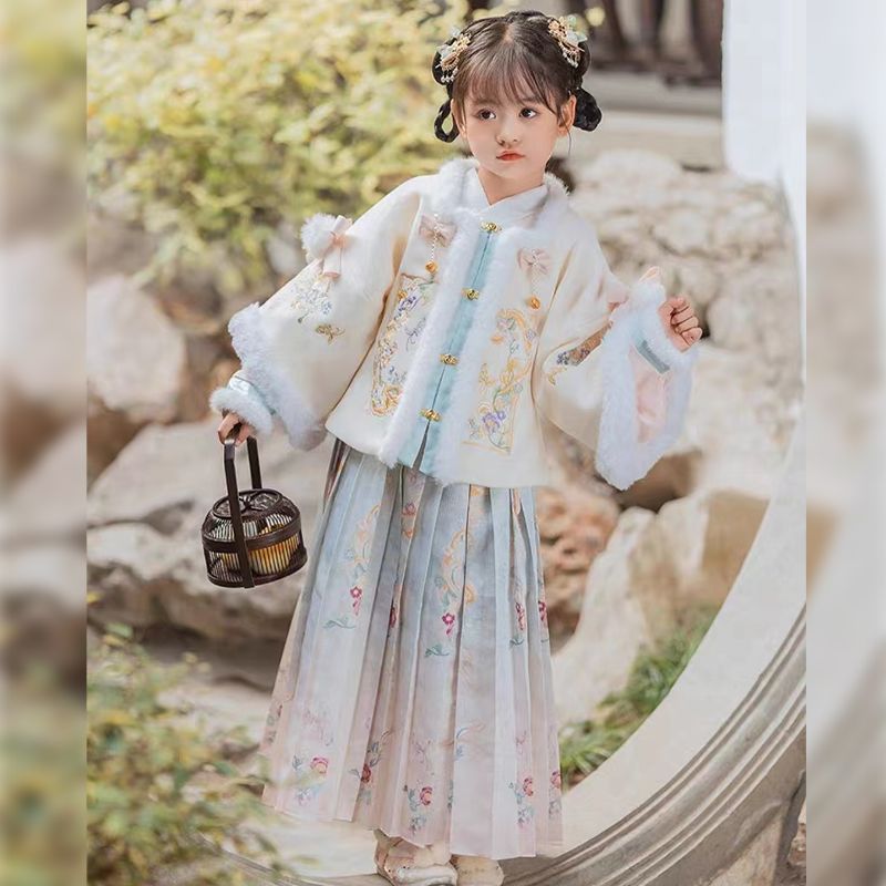 汉服冬款女童古装儿童拜年服宝宝唐装加厚2023新款古风马面裙冬季