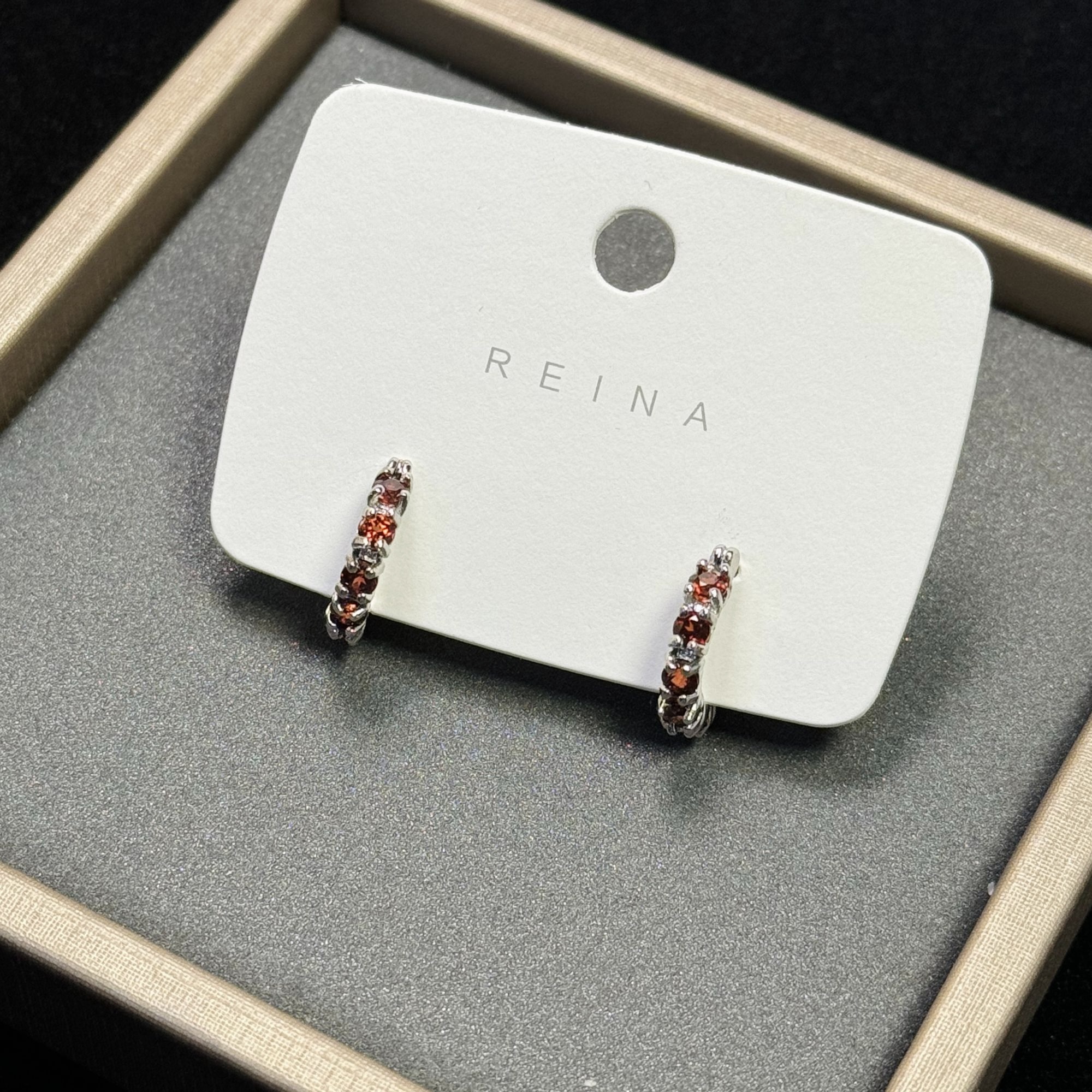 石榴石c型耳环（多样性发一件）DZ-1199