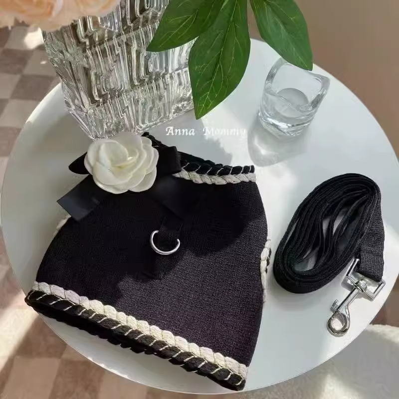 狗狗猫咪小香风牵引绳背心式胸背衣服宠物比熊泰迪外出遛狗绳套装