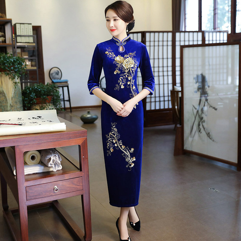 秋冬金丝绒手工钉珠中国风旗袍高贵中式气质修身宴会喜婆婆旗袍