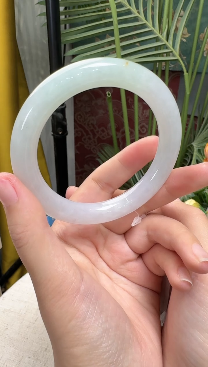 【闪购商品】翡翠手镯未镶嵌手镯