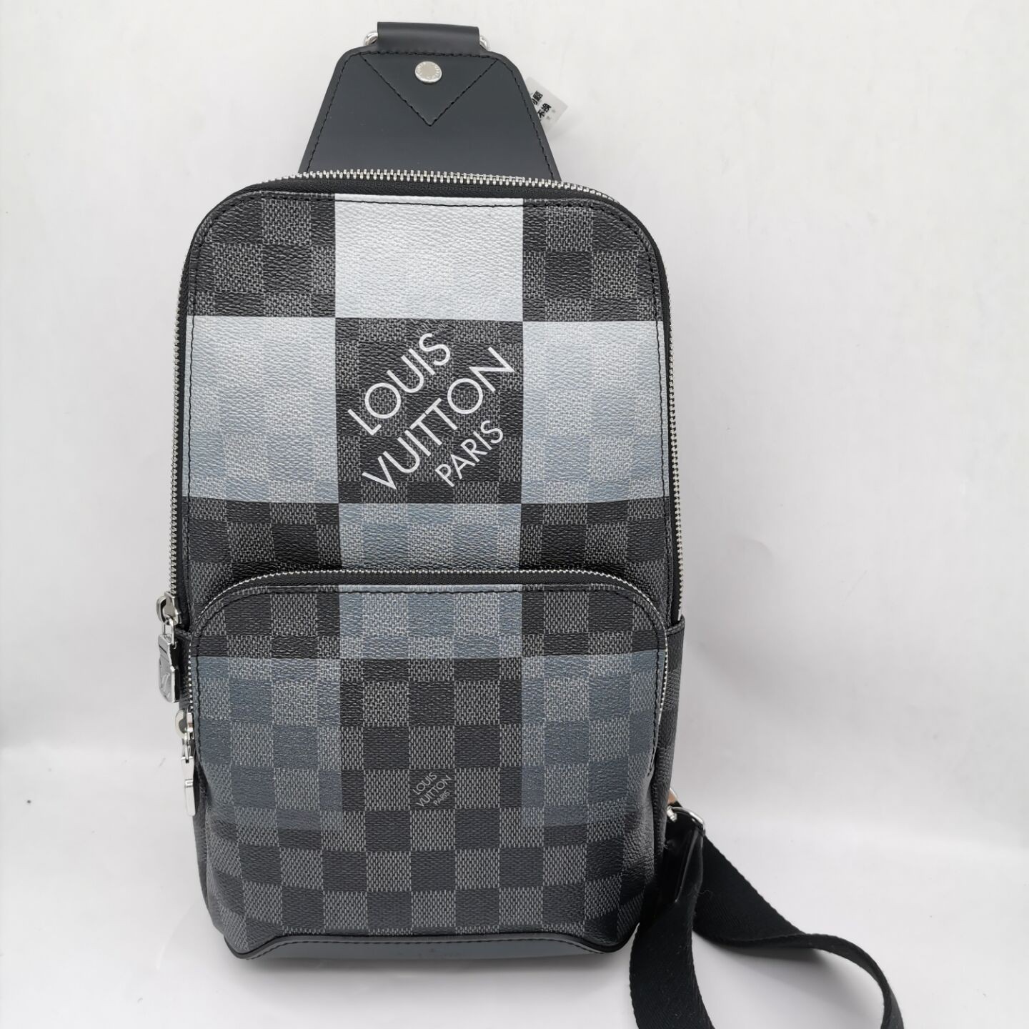 99新 LouisVuitton/路易威登 98新17988 LV黑灰棋盘格胸包