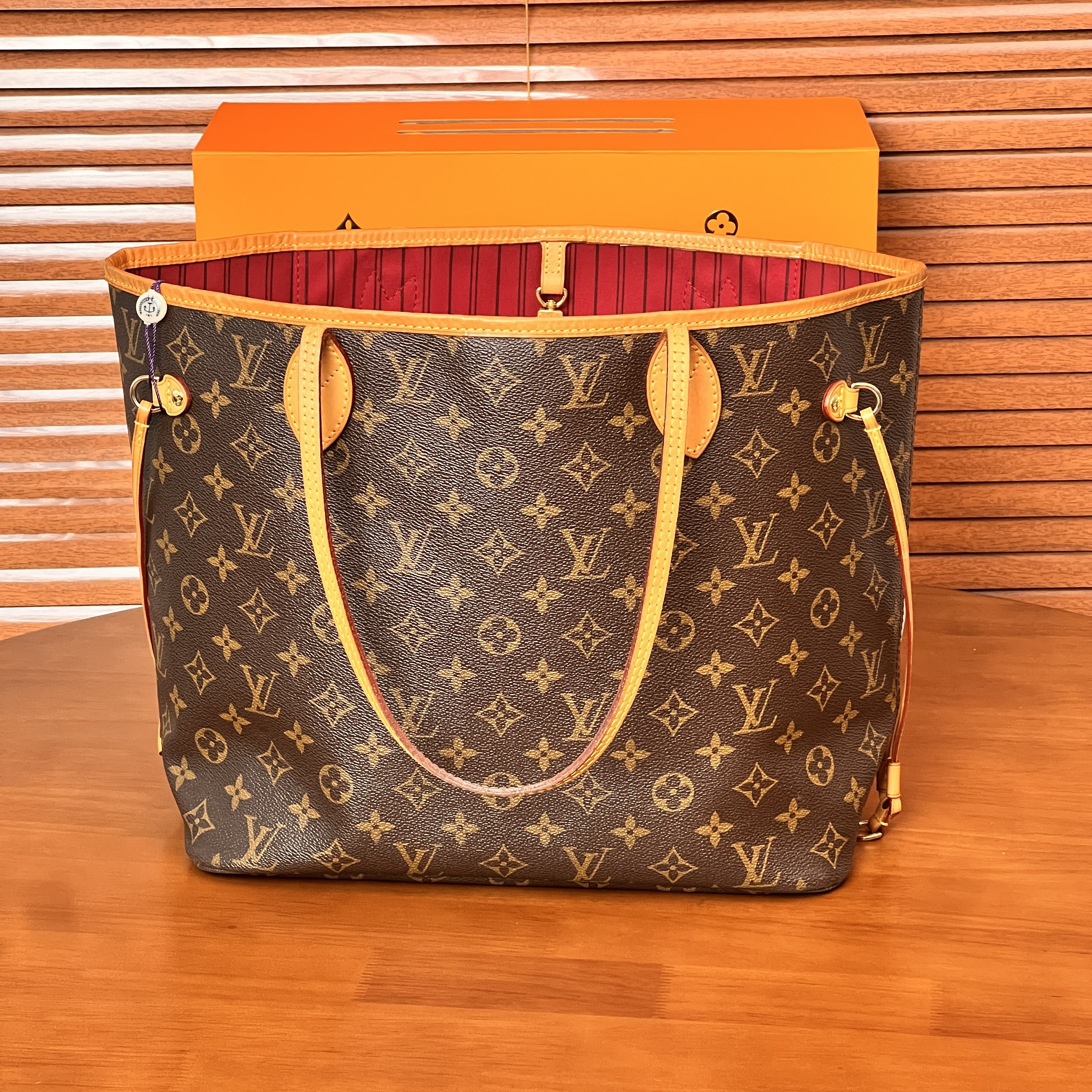 95新 LouisVuitton/路易威登 nf购物袋玫红色中号/70181