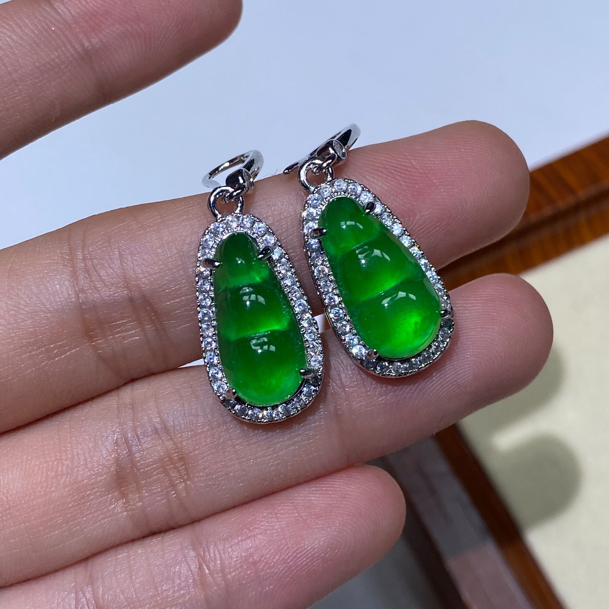 F25满绿福豆耳饰 (完美主义慎拍) 源头直发包邮精美高级气质