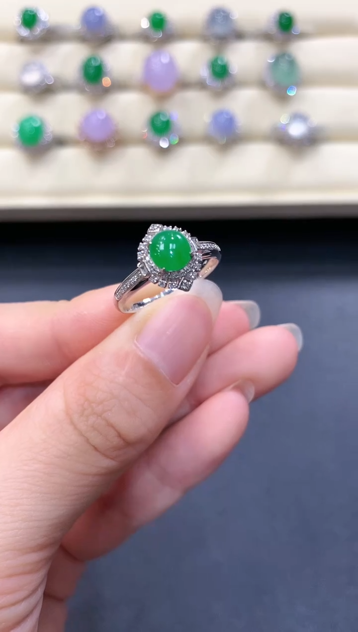 【闪购商品】翡翠戒指18K金镶嵌w14