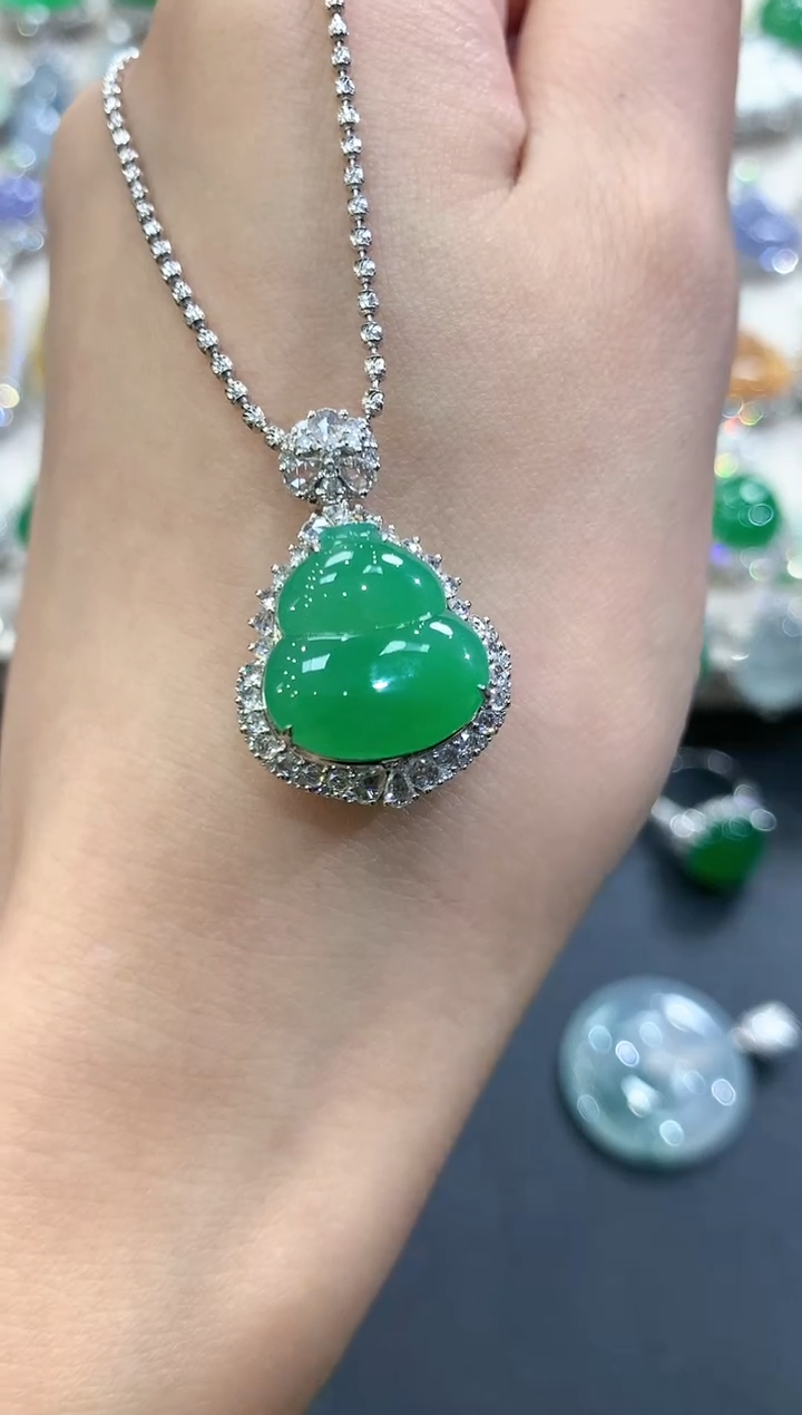 【闪购商品】翡翠吊坠(不含链)18K金镶嵌w20