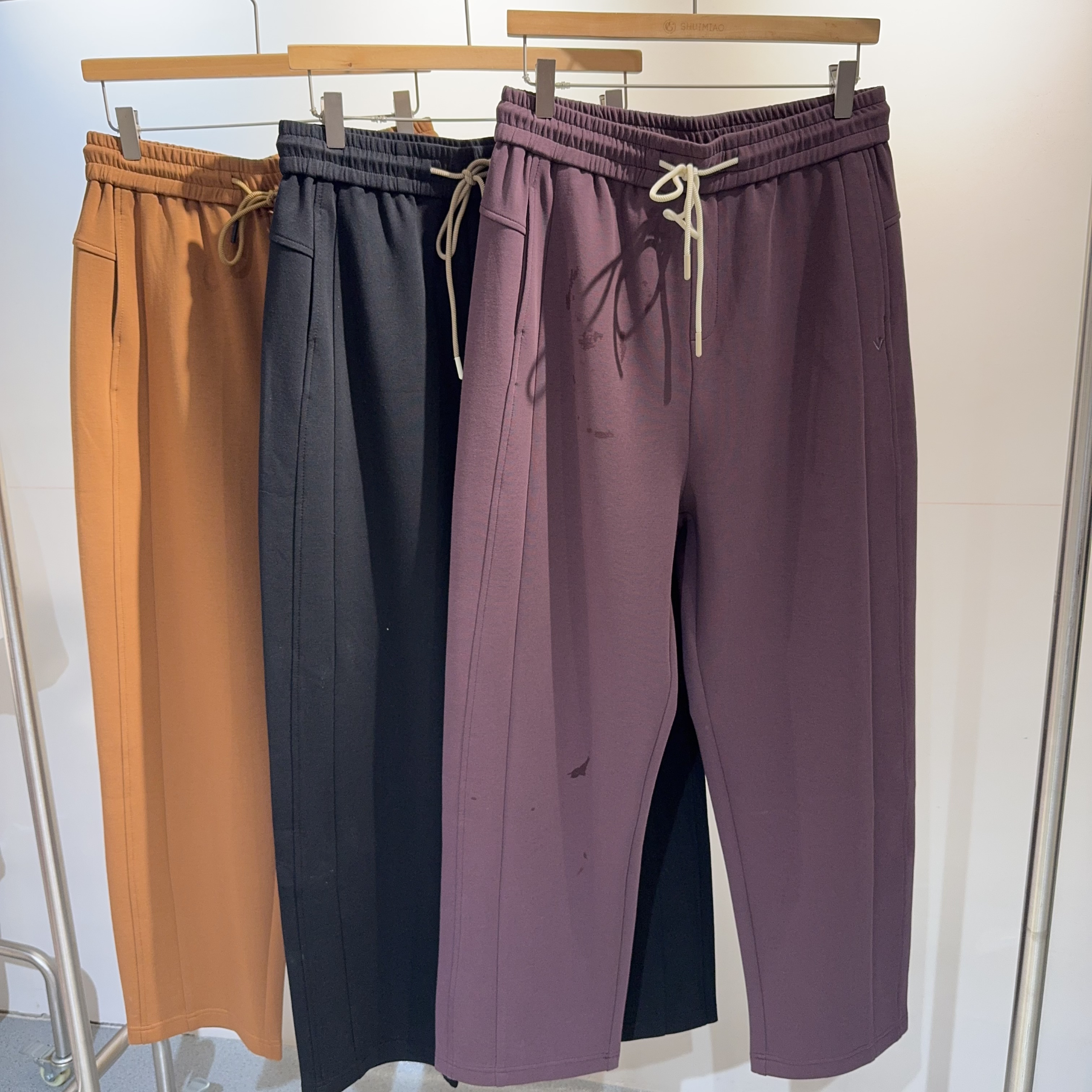 水淼2025春微香蕉裤0431