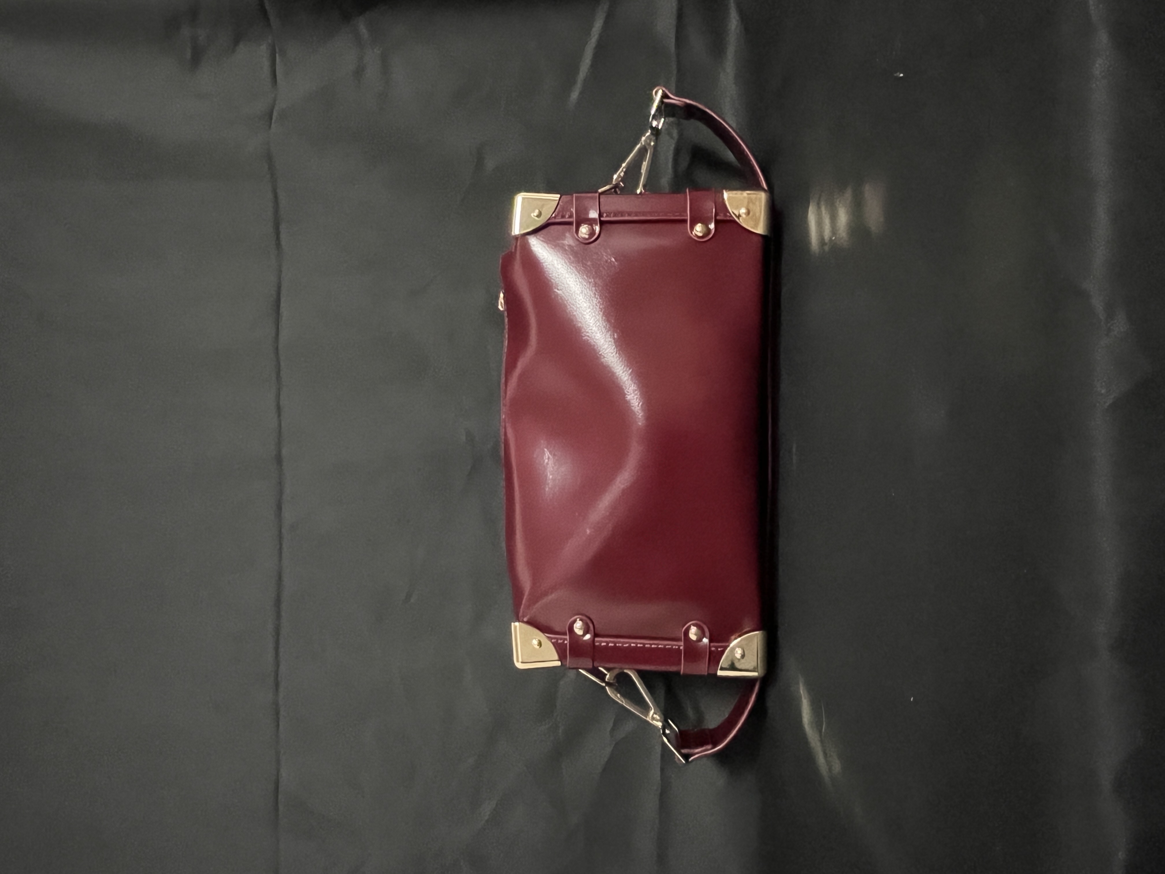 LQ-WITH-QUEEN真皮女包油蜡金角手提红色