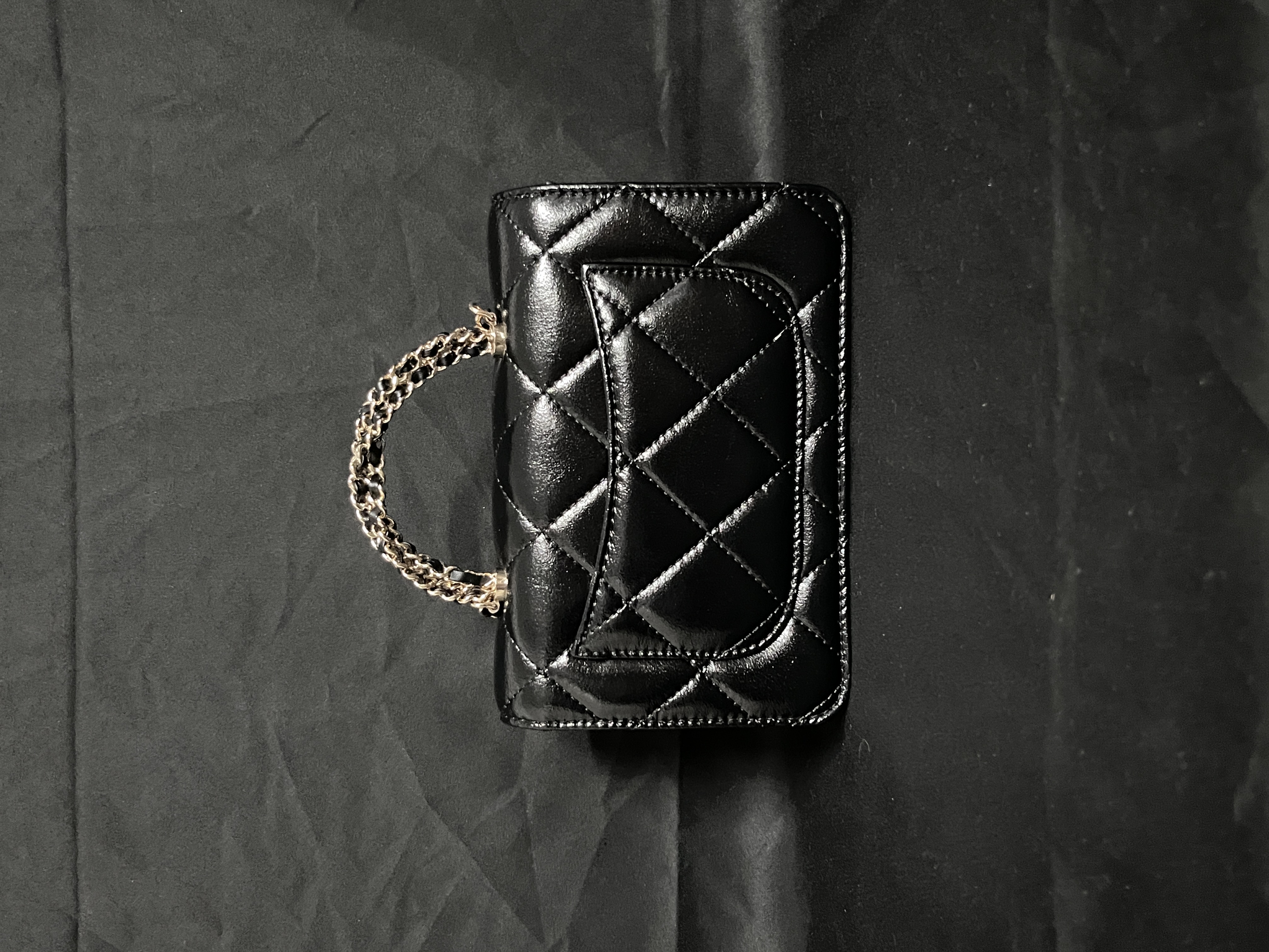 LQ-WITH-QUEEN真皮女包卷手柄黑色