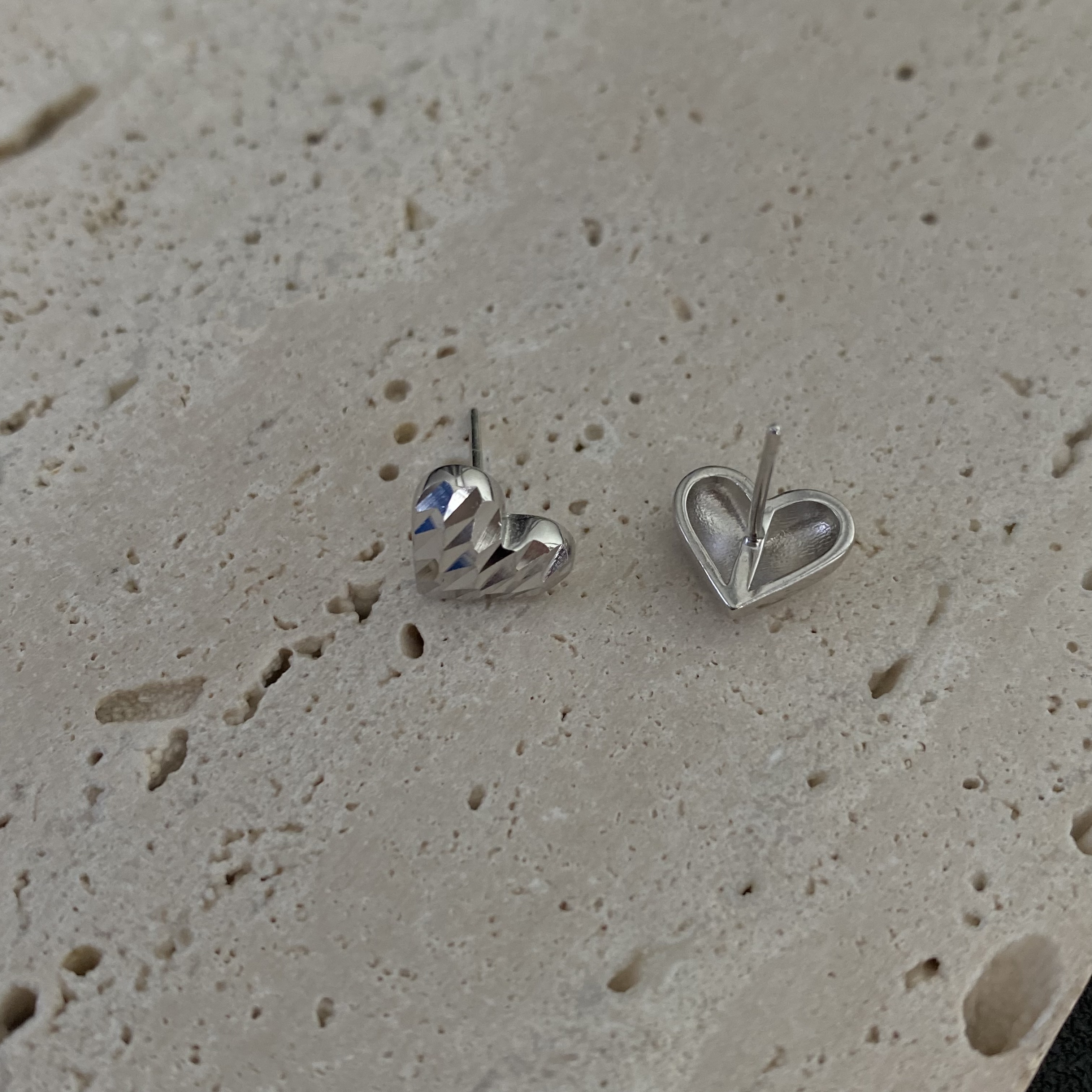 925银耳饰 切割面心形百搭耳钉 Y4282 简约轻奢气质