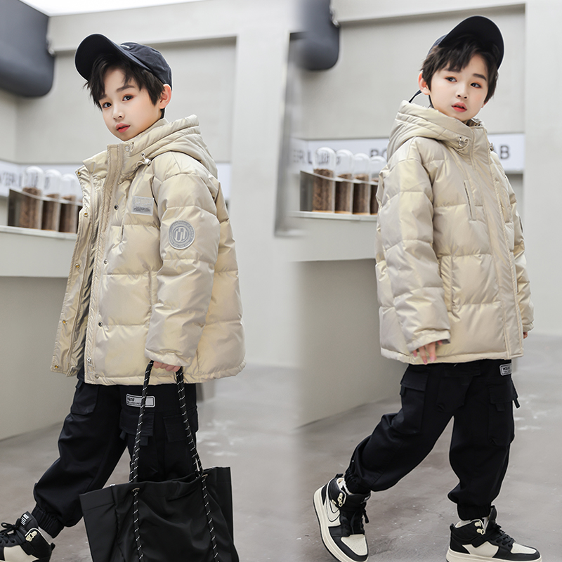 中大童男童羽绒服外套冬季洋气连帽女童免洗外套洋气潮童