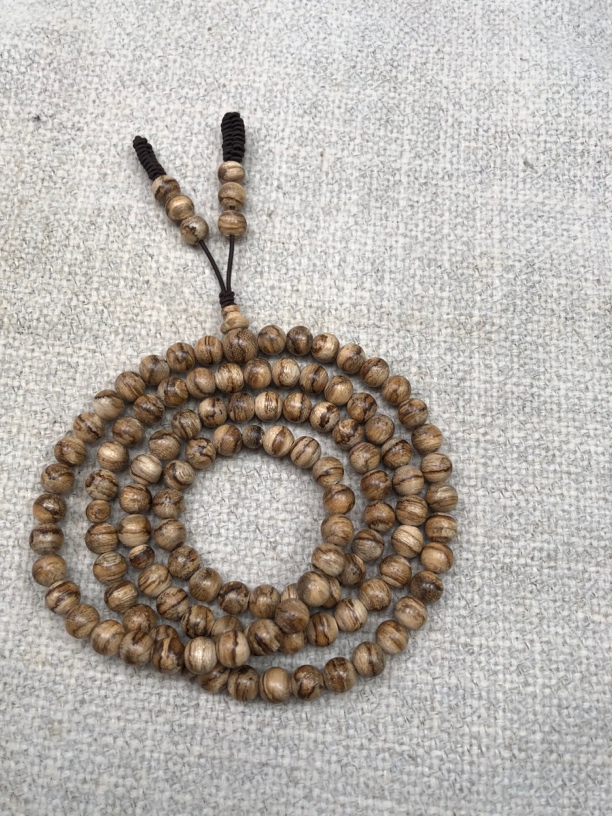 沉香手串老料花珠清甜芳香