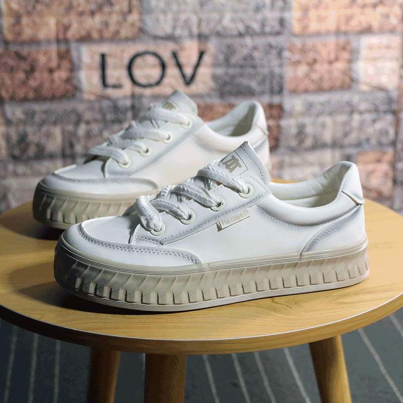 人本板鞋女复古秋季新款百搭麦穗ins软底可爱防滑时尚休闲女鞋子