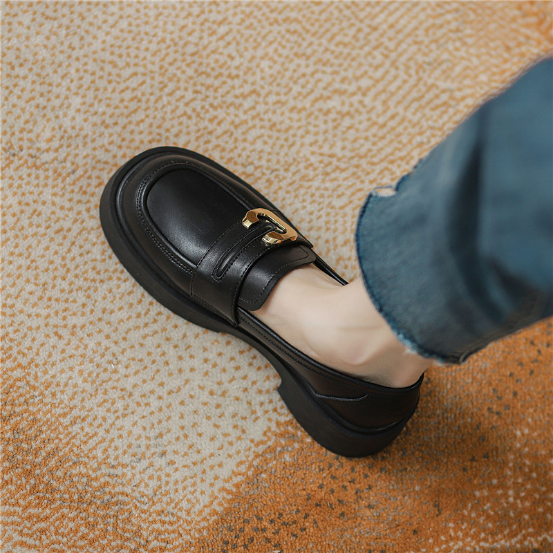 小皮鞋女英伦风2025新款春秋季百搭单鞋软底厚底乐福鞋显脚小圆头