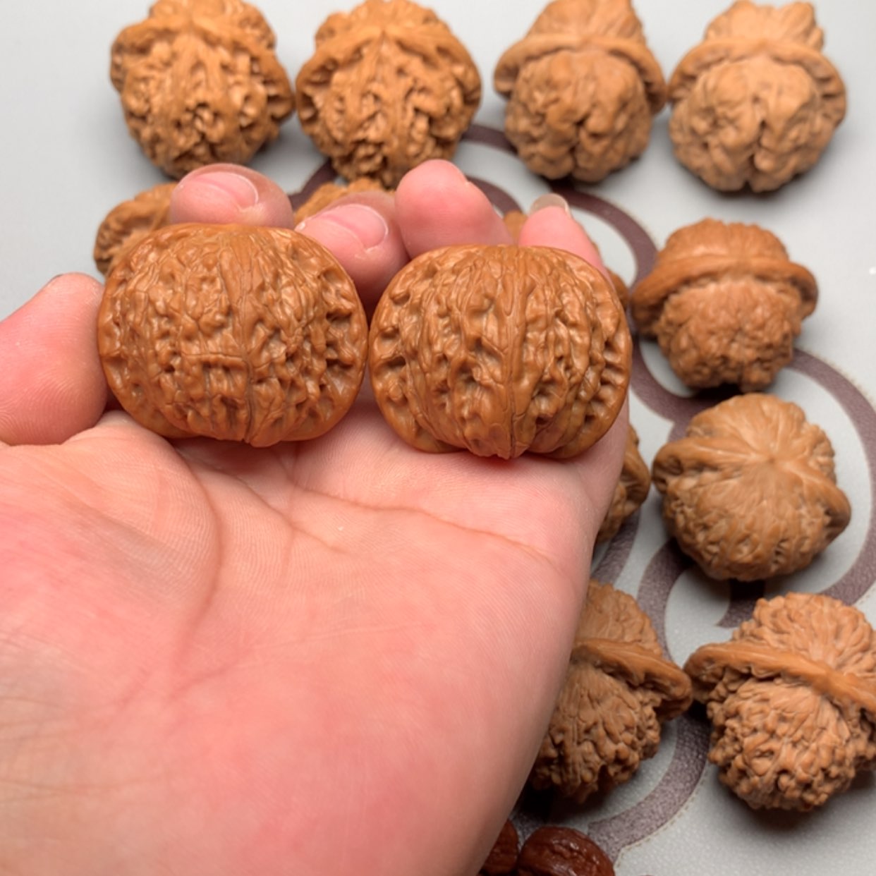 【闪购商品】文玩核桃把件芹*磨盘688