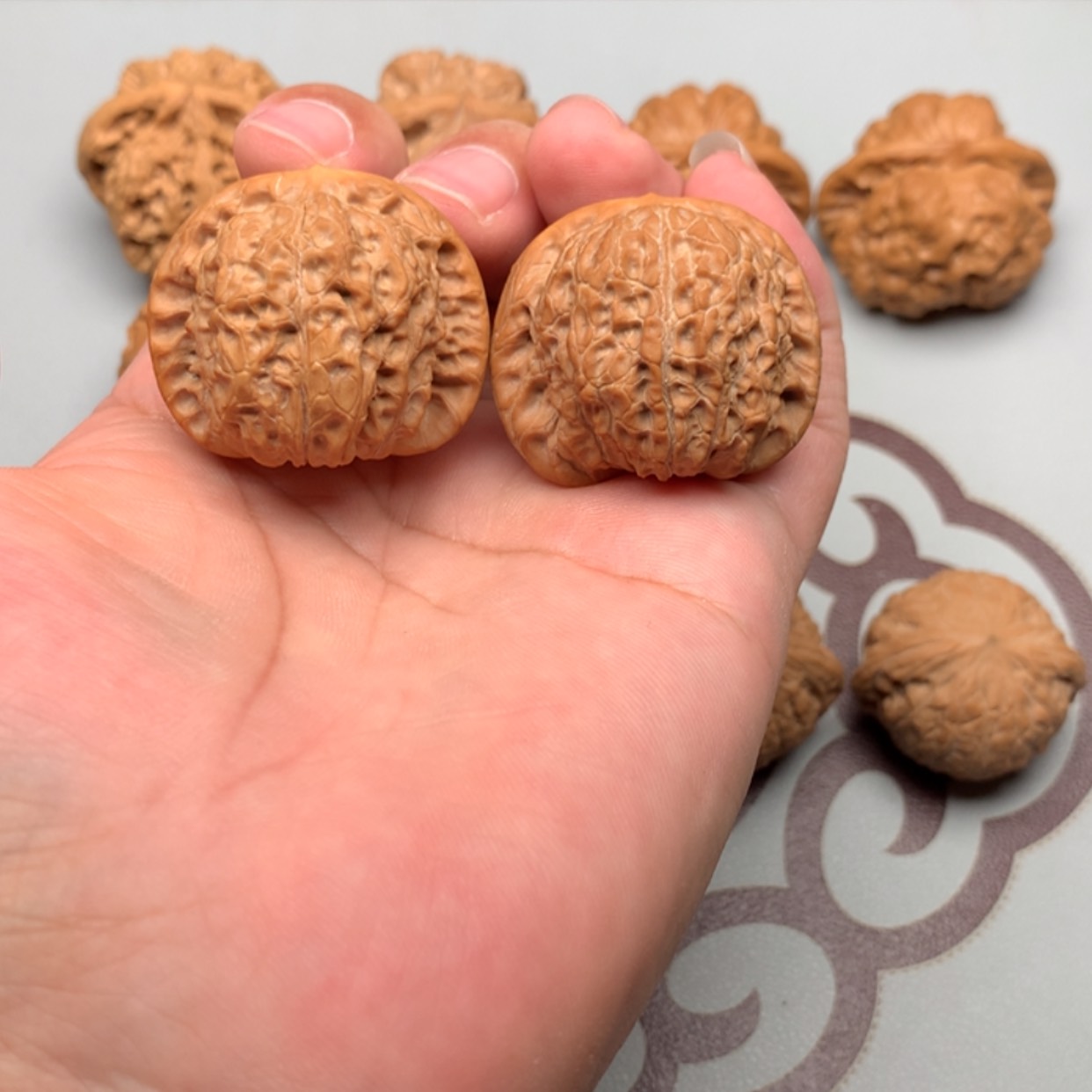 【闪购商品】文玩核桃把件烟**…血麒麟1180