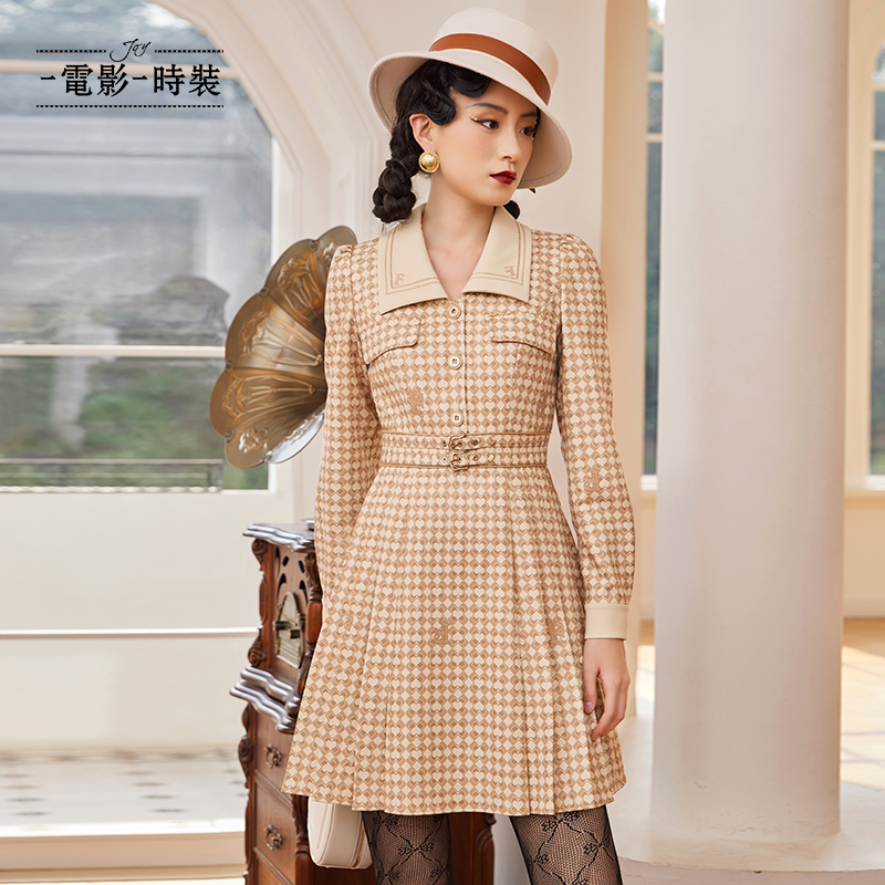 【丫头baby专属】一电影一时装长袖西装连衣裙FEKL112572