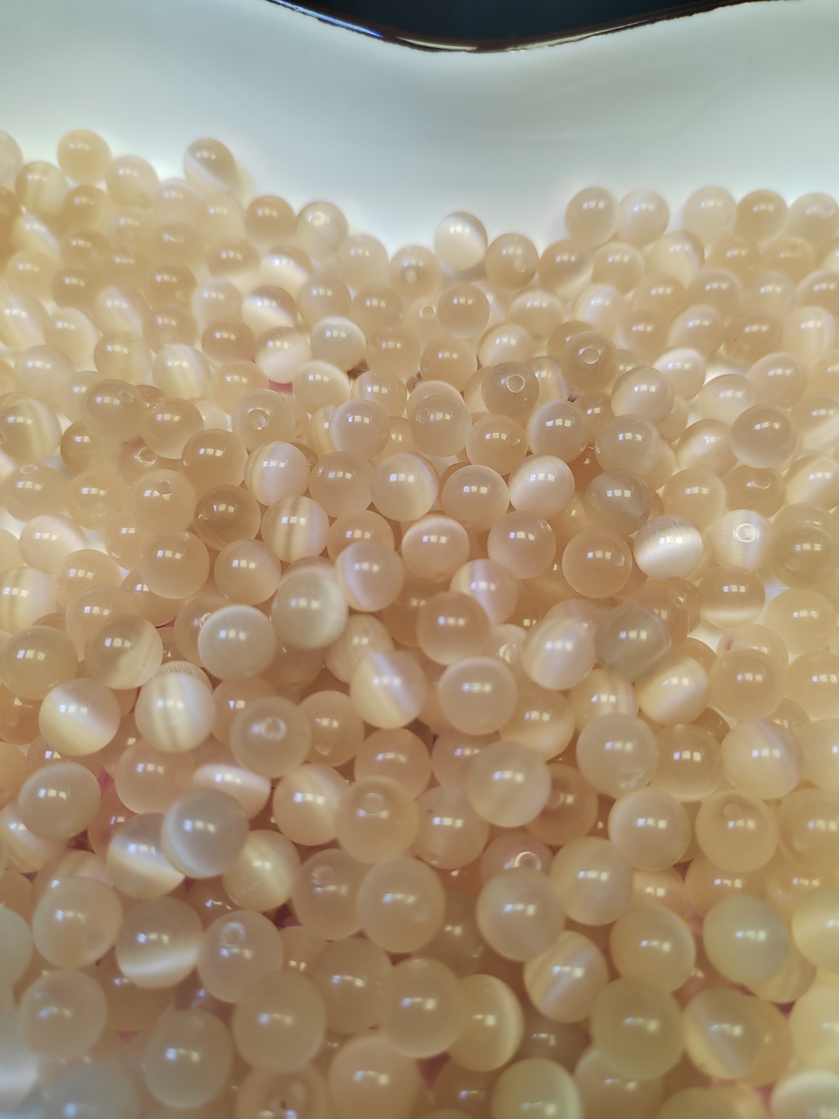 黄猫眼035卡8散珠50颗