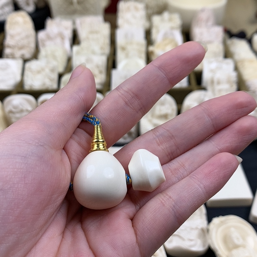 【闪购商品】mm核雕太***雨