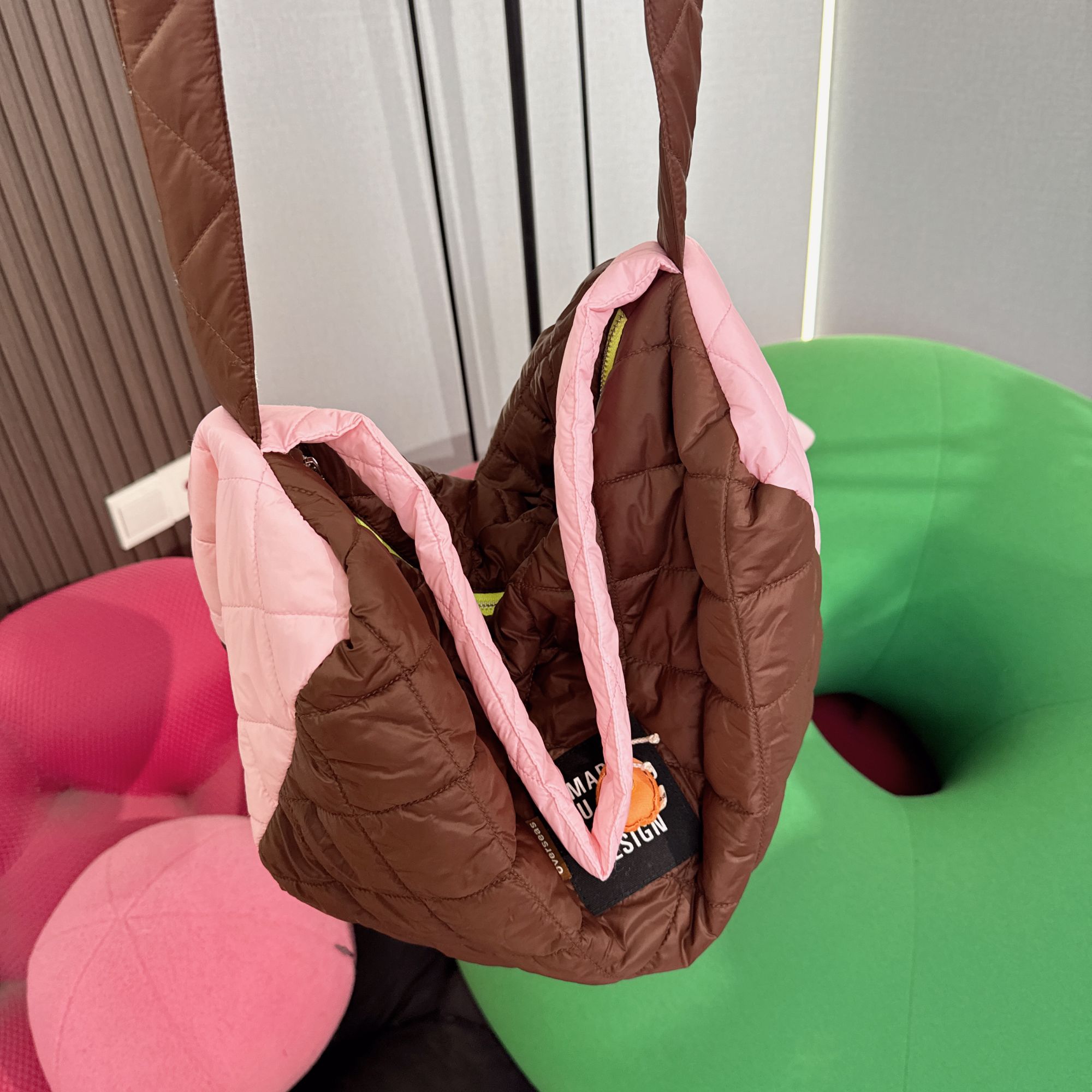 时尚休闲百搭斜挎棉包包女