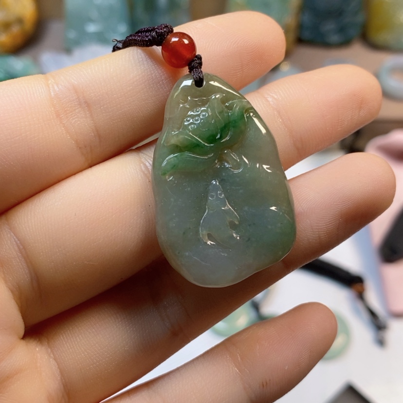 【闪购商品】翡翠颈饰未镶嵌