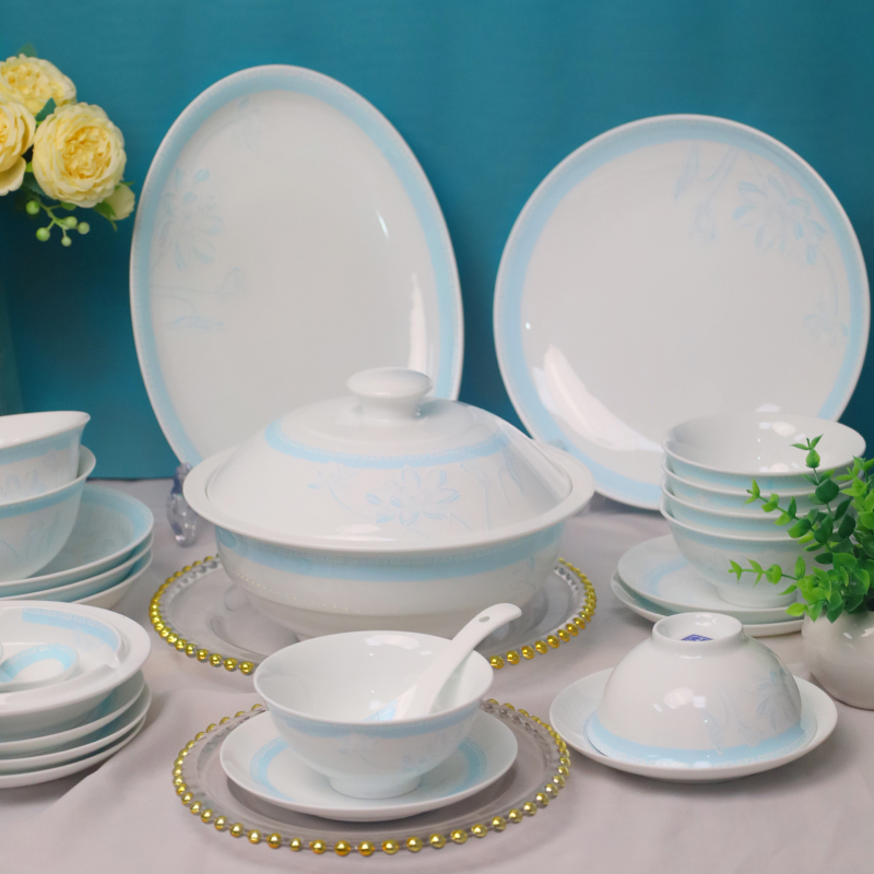 新款景德镇陶瓷餐具套装轻奢高档荷塘月色碗碟家用乔迁骨瓷米饭碗