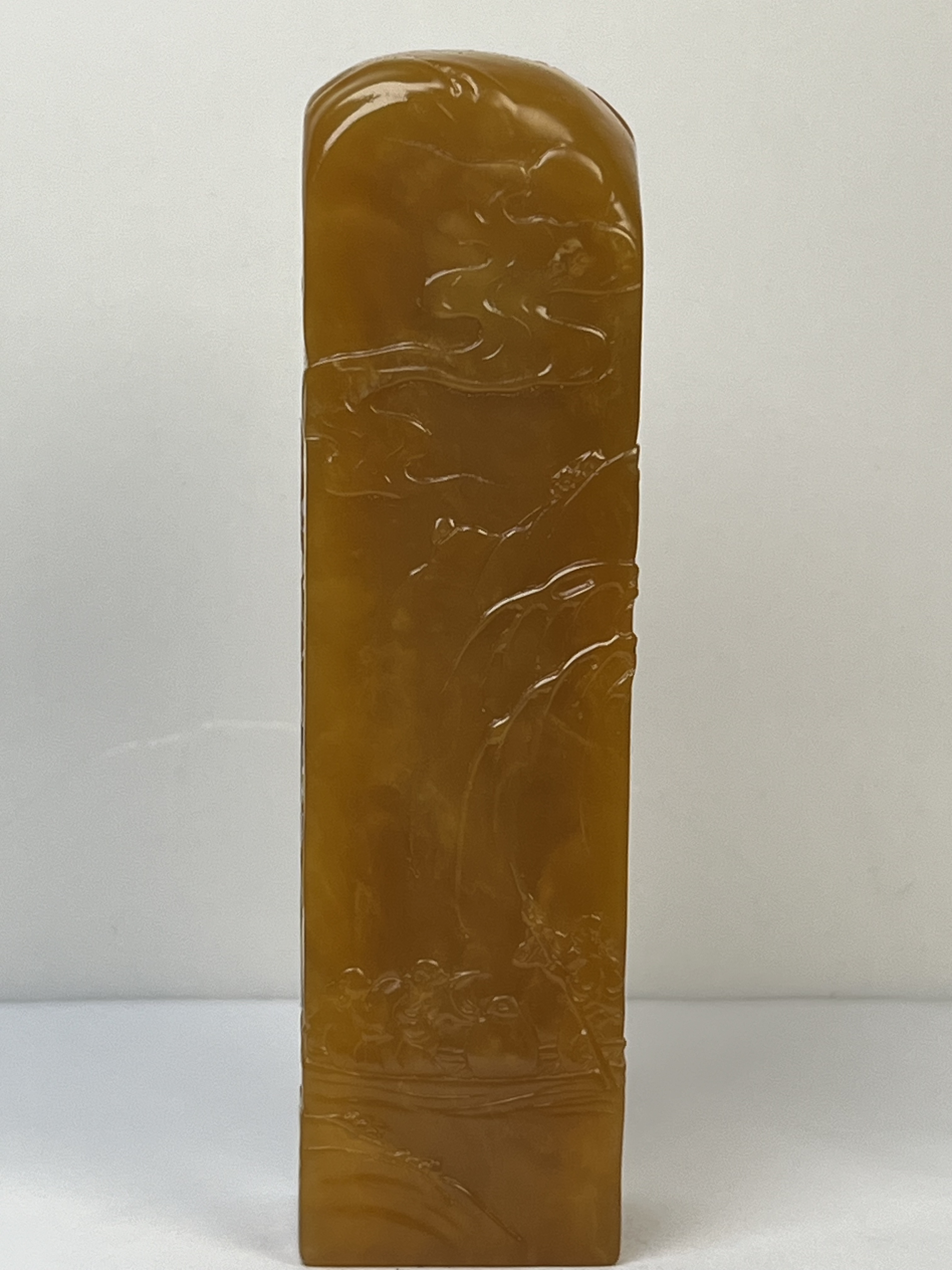 寿山石田黄冻印章柳江贬舟带丝温润通透 173.1克9.9-2.7-2.6cm