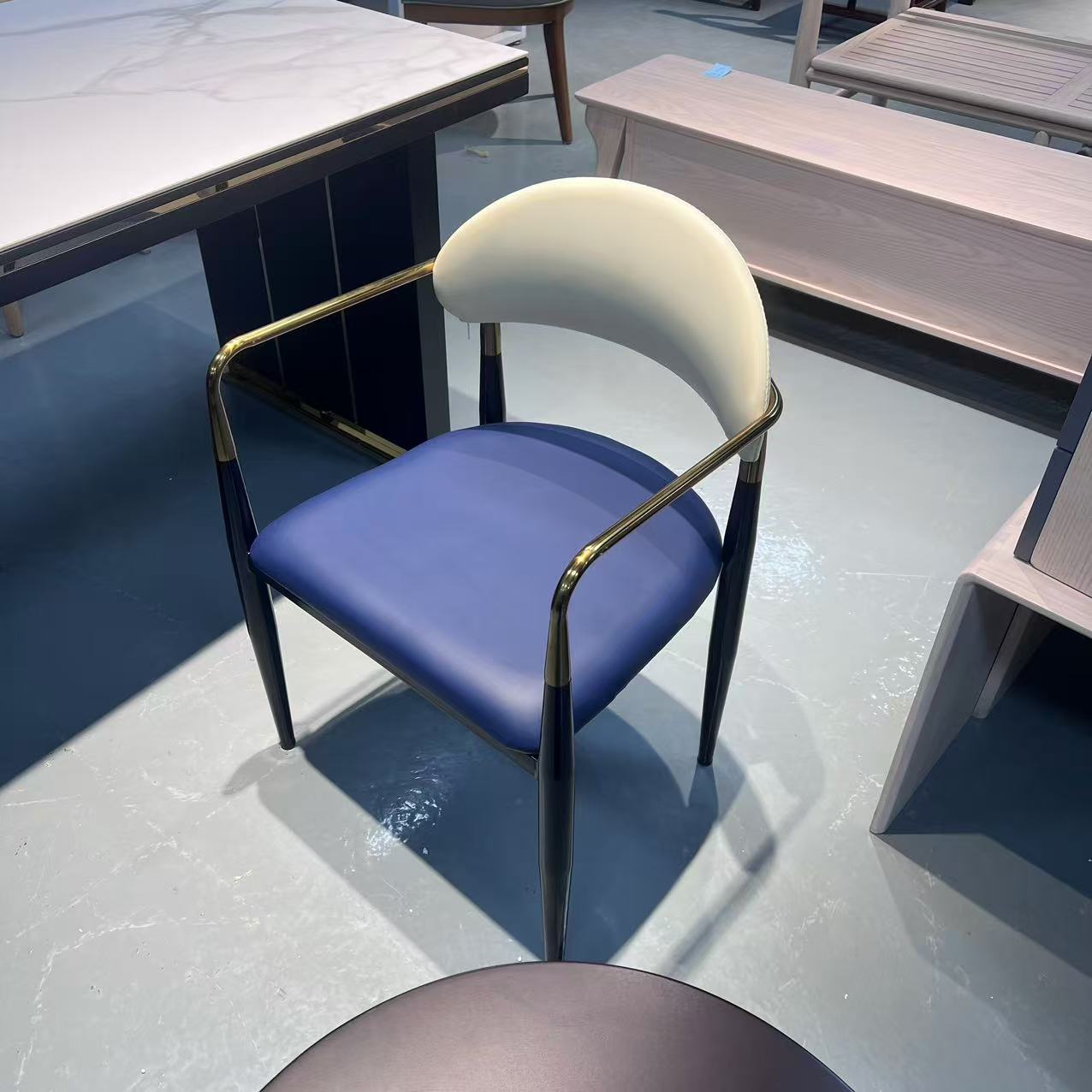 餐椅 扶手 椅子 灰色  500-450-750 不安装 微瑕