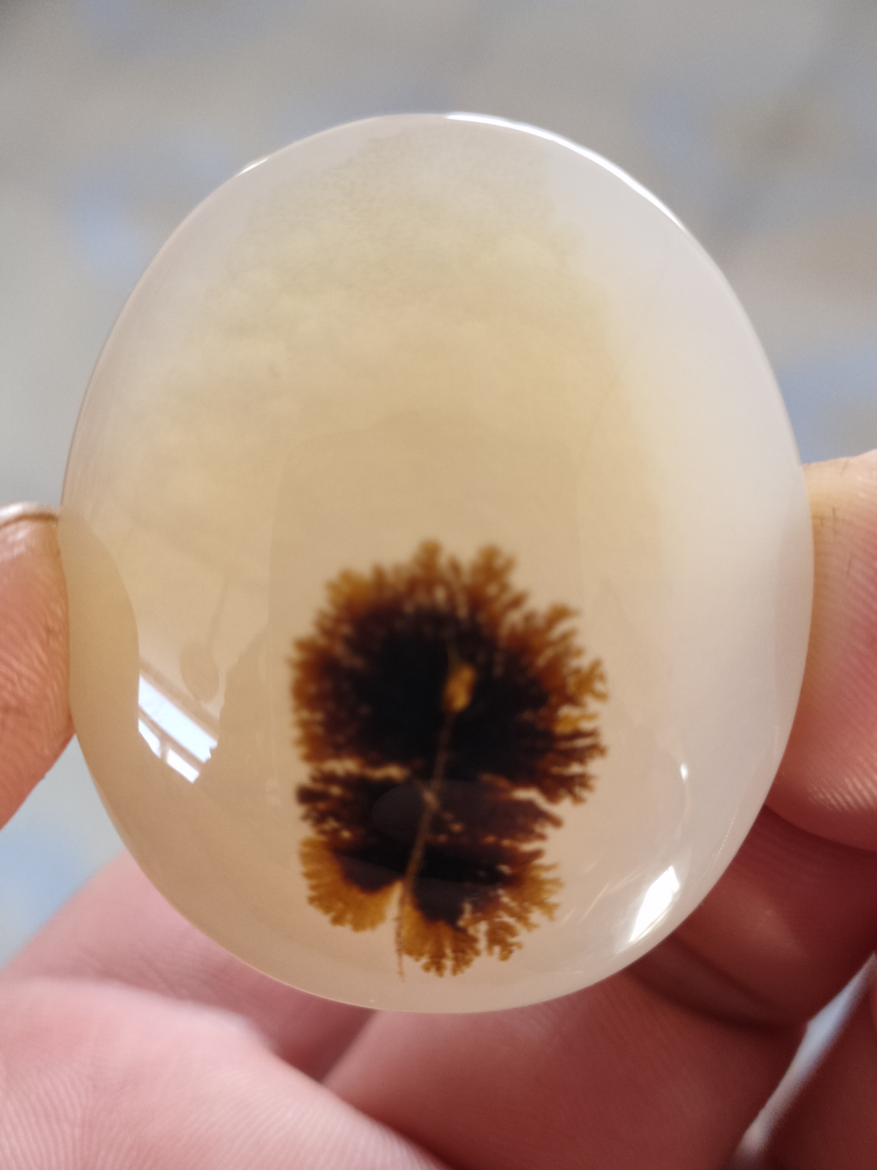 天然玛瑙海玉草花吊坠正反两面图  有瑕疵  介意勿拍