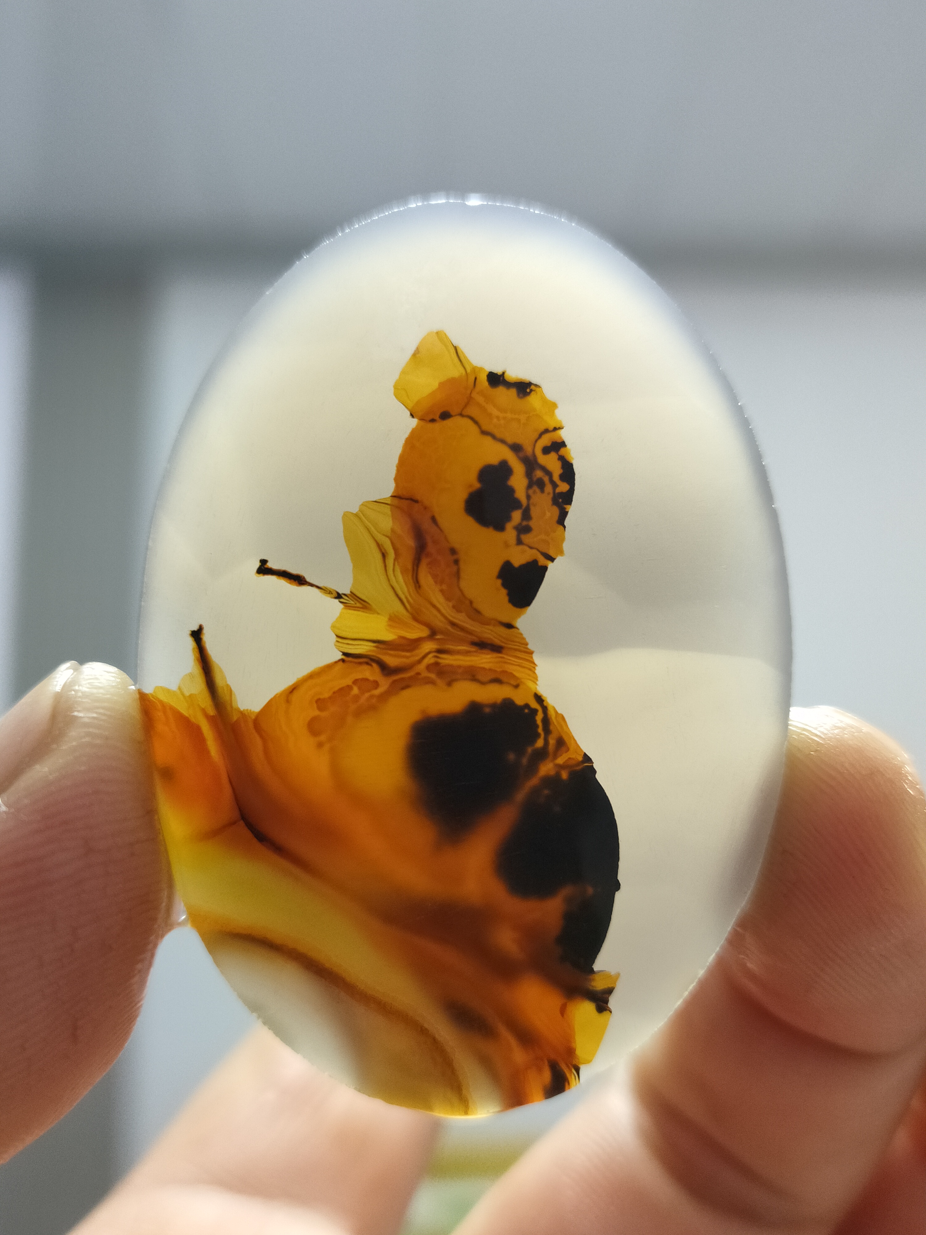 天然玛瑙像形花牌  颜色漂亮 精致打磨 