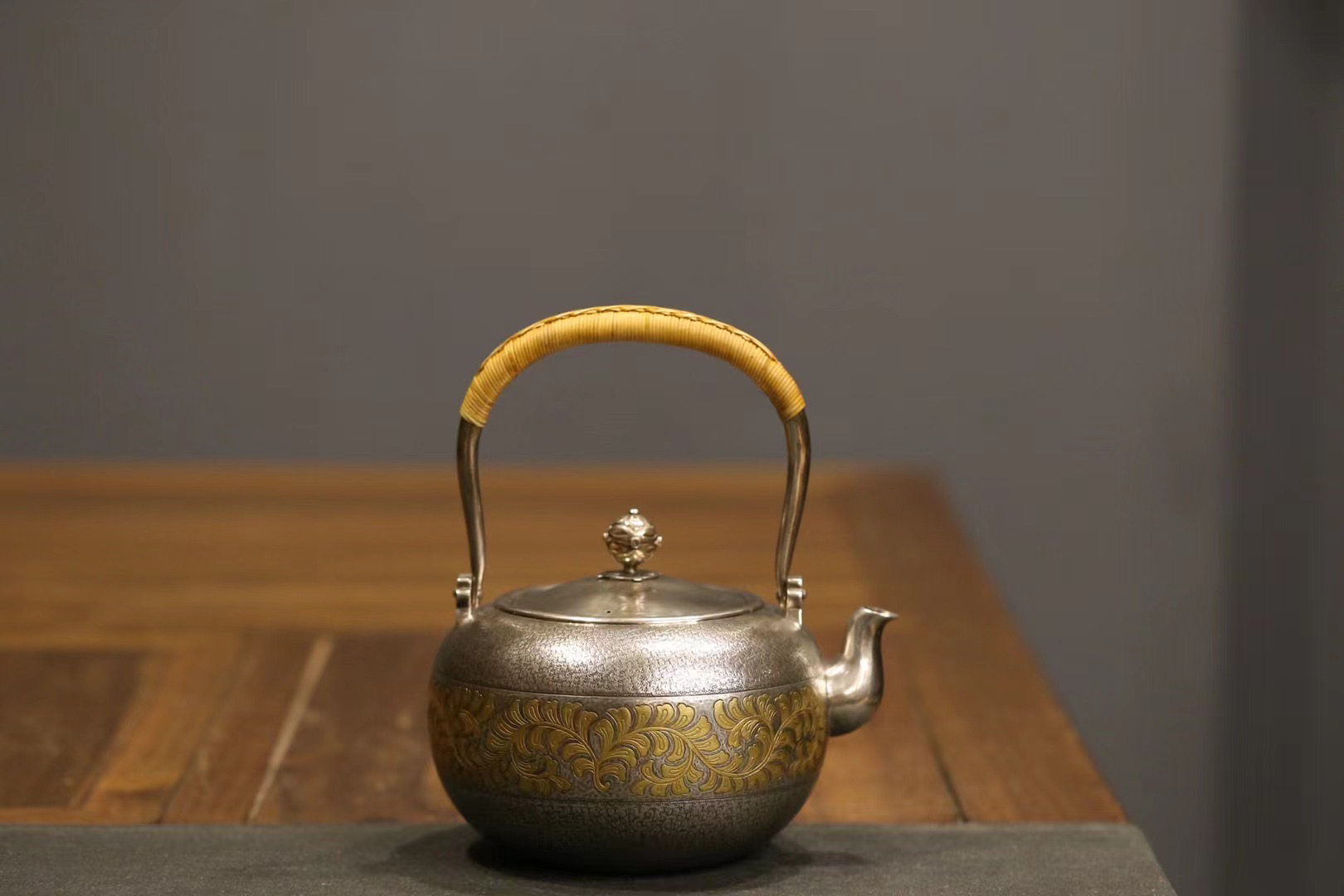 手工银壶泡茶壶提梁壶家用茶具底款：淨益造内置响片，砂面纹，