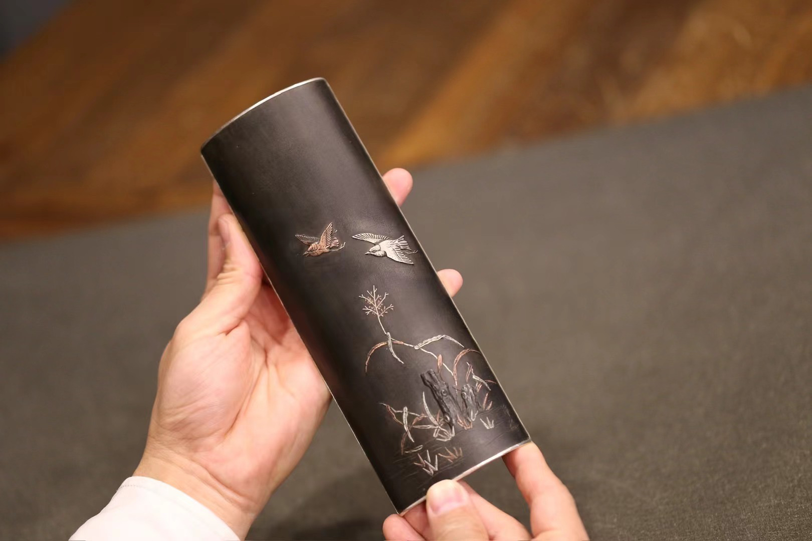 手工铁包银茶则 收藏级 款识：淨益  高浮雕錾刻花鸟纹饰、 