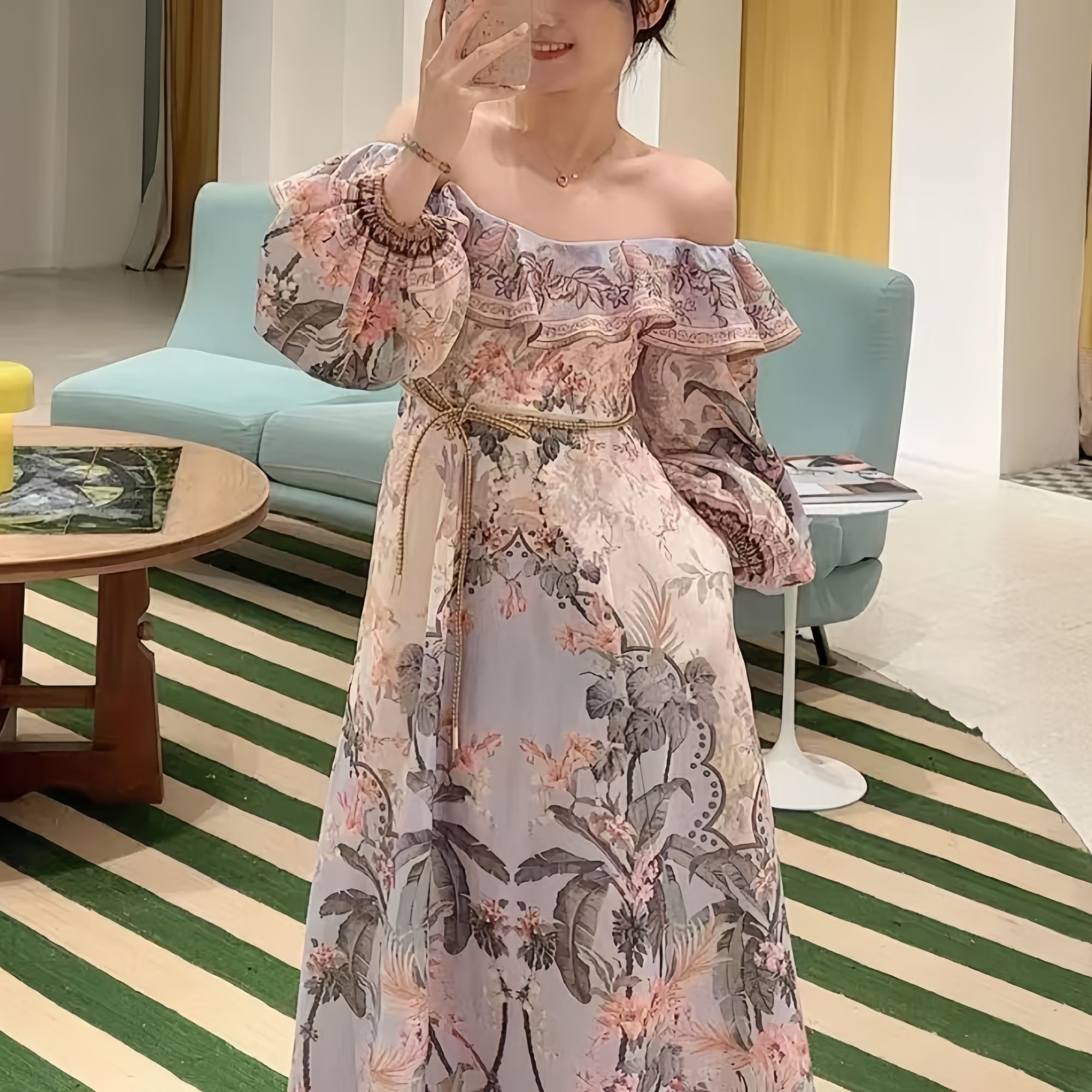 新款印花亚麻一字肩连衣裙时尚法式轻奢优雅气质名媛