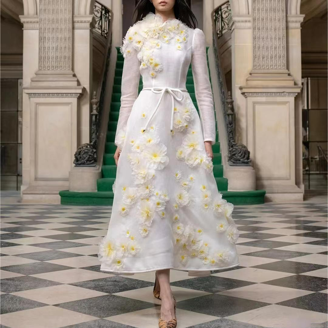 2024度假象牙白立体雏菊长袖长款衣裙轻奢时尚气质修身显瘦设计师