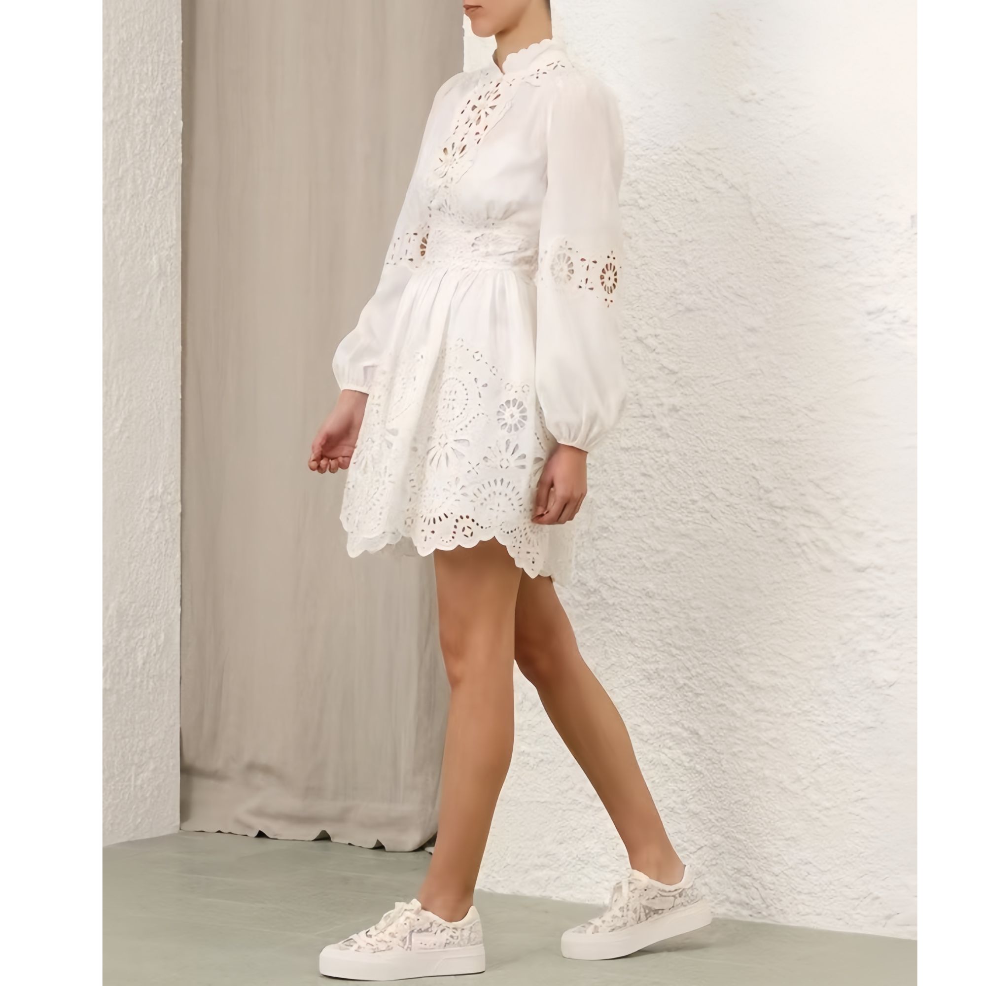 新款度假亚麻镂空刺绣长袖连衣裙公主时尚法式优雅气质名媛