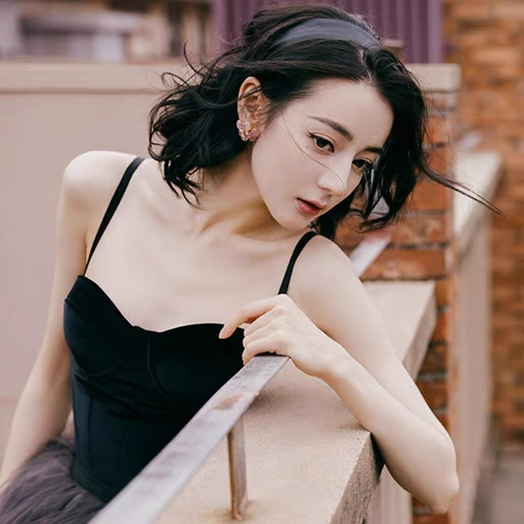 热巴同款黑色丝绒女士吊带鱼骨胸衣背心内衣修身显瘦打底性感百搭