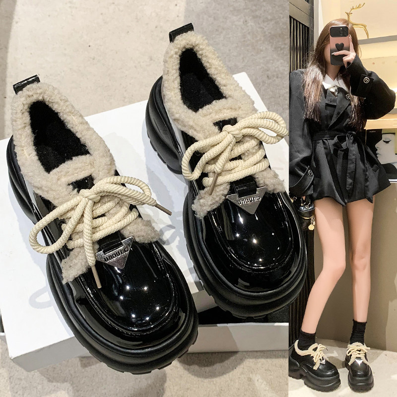 加绒复古英伦风小皮鞋子女款秋冬季百搭单鞋乐福鞋厚底保暖棉鞋爆