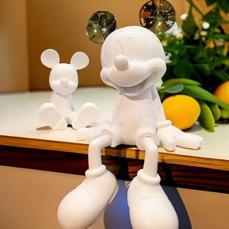 轻奢坐米奇摆件客厅电视柜简约装饰摆件卡通米老鼠高端新房上档次