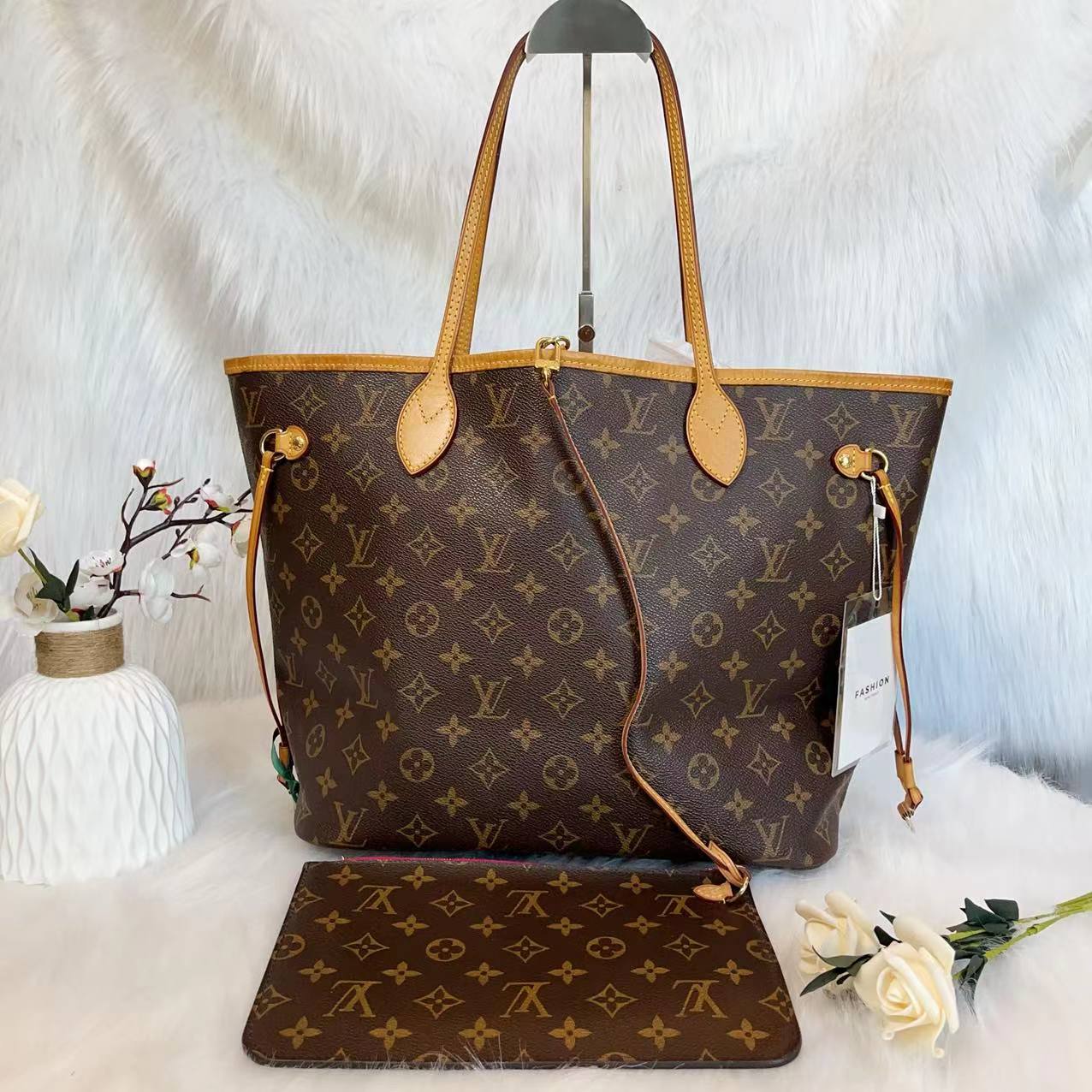 Lv老花nf带子袋中号 K02458