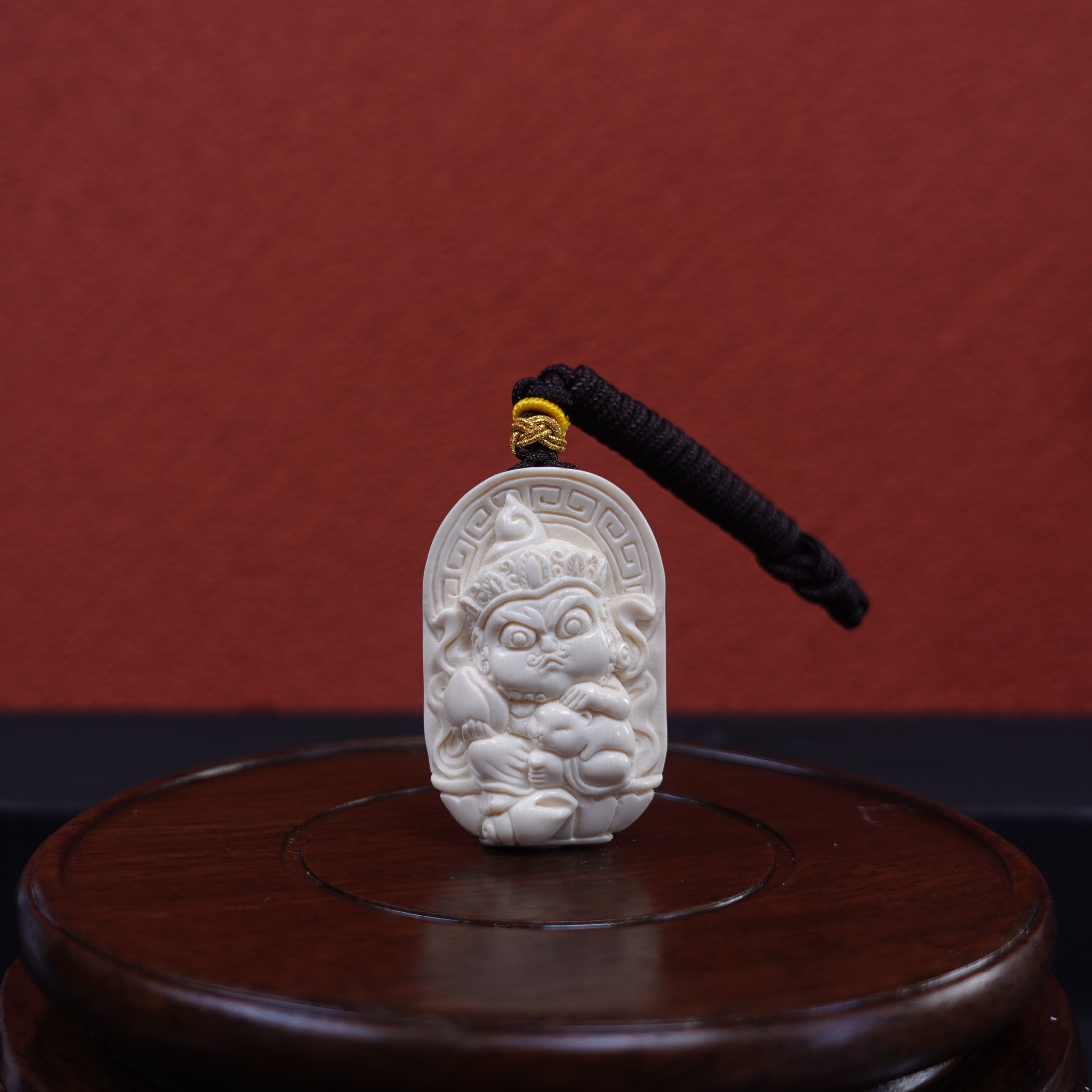 孙宁(省大) 猛犸牙黄财神挂件 Y305