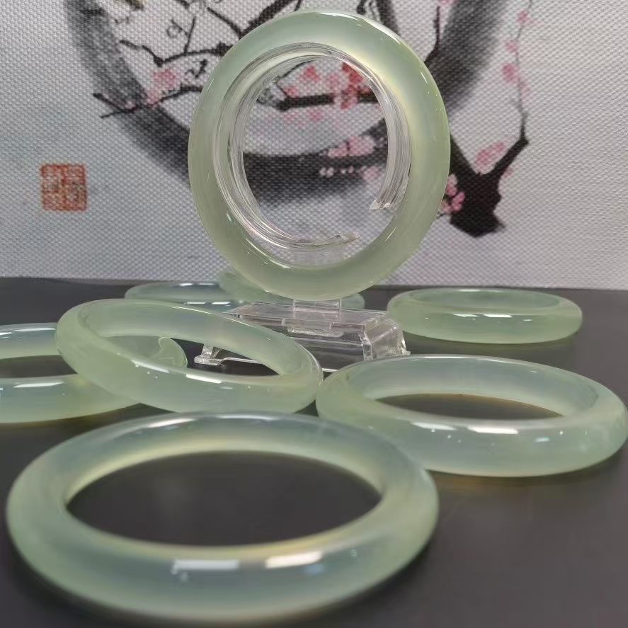 【童总专属】蛇纹石玉未镶嵌发其一雪花棉手镯 222