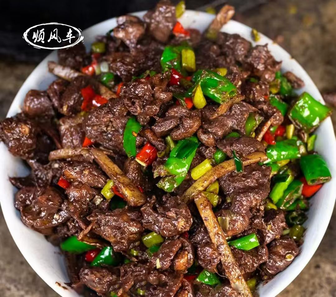 （高端吃货专属）柴火口味鸭（散养土麻鸭半只）现杀现炒（顺丰包邮）
