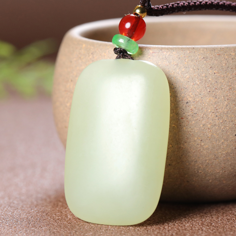 和田玉男女款浅青小平安无事牌吊坠玉石精美挂件可做生日节日礼物