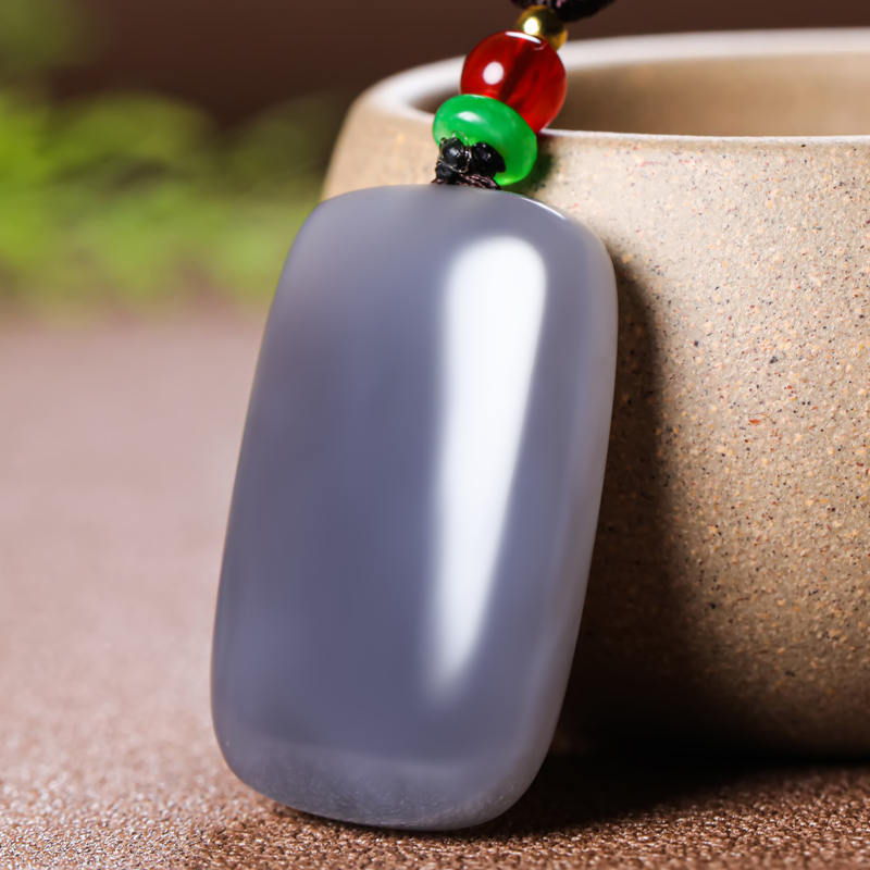 和田玉男女款紫罗兰平安无事牌吊坠玉石精美挂件可做生日节日礼物