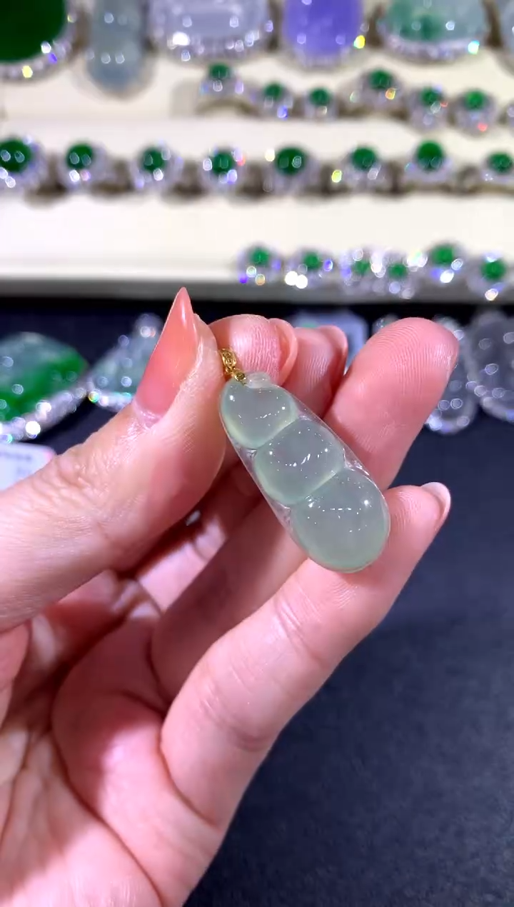 【闪购商品】定制翡翠18K金镶嵌44-豆子（多样性发货）