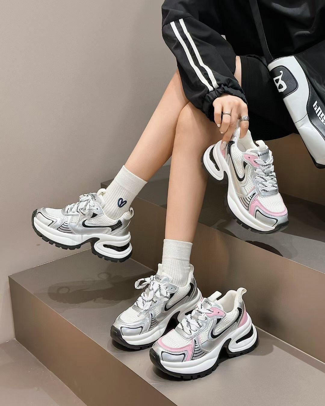 老爹鞋女明星同款女鞋真皮鞋子新款运动鞋时尚厚底休闲鞋9209